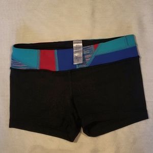 EUC Ivivva Size 8 Rythmic Reversible Active Shorts